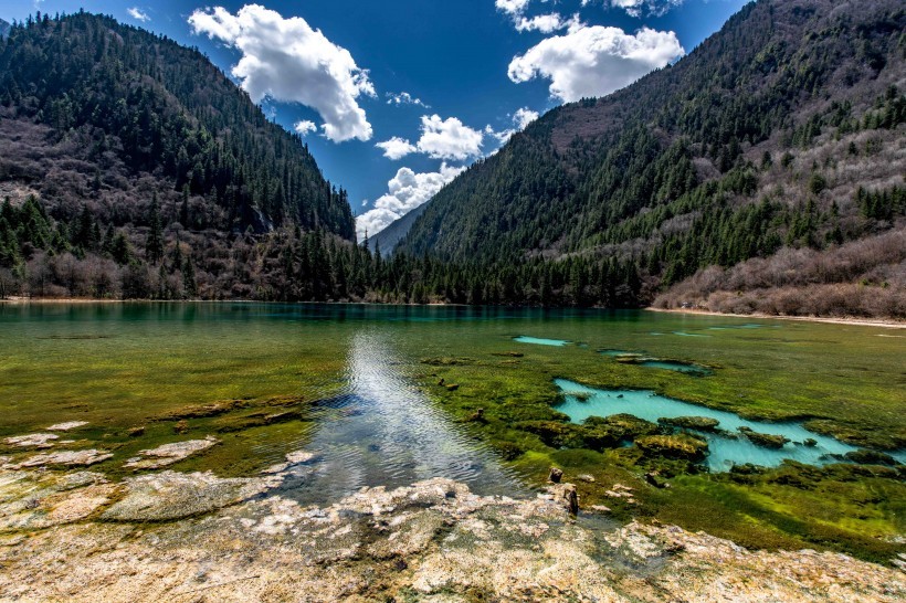 Scenic pictures of Jiuzhaigou Valley, Sichuan, the most beautiful place in China