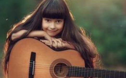 Beautiful pictures of guitar girls If life is just like the first meeting, the relationship between people