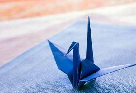 Aesthetic pictures of paper cranes Understanding others is a joy