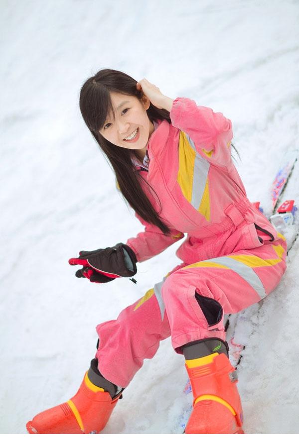 滑雪场清新美女唯美写真