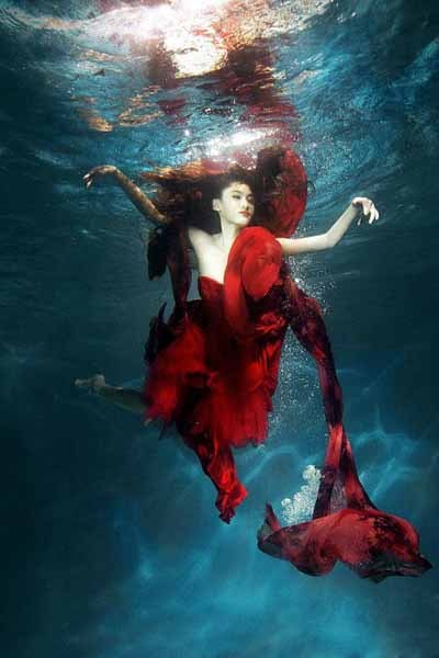 Underwater beauty artistic conception pictures and photos