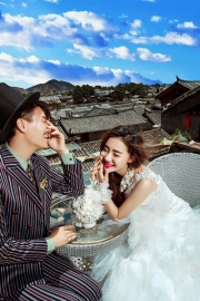 I hope to take you to Lijiang wedding photos