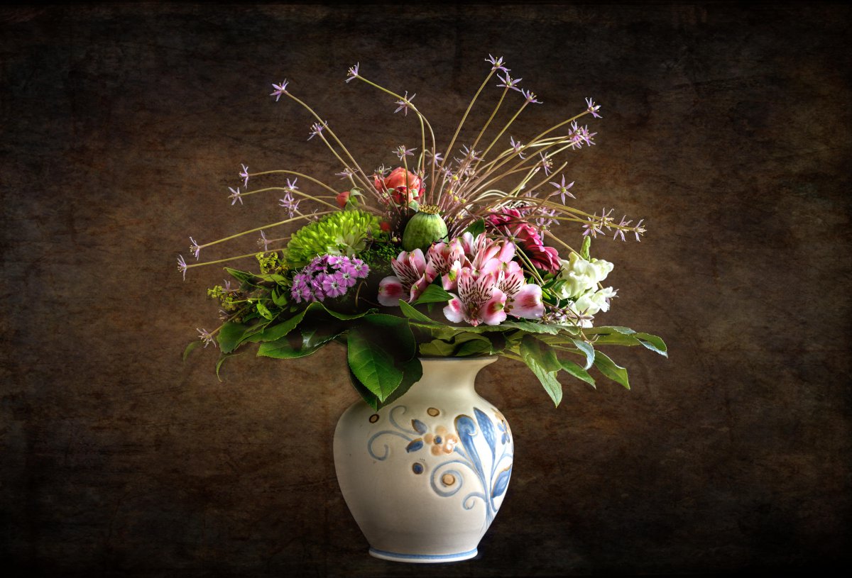 Flower arrangement pictures in vase