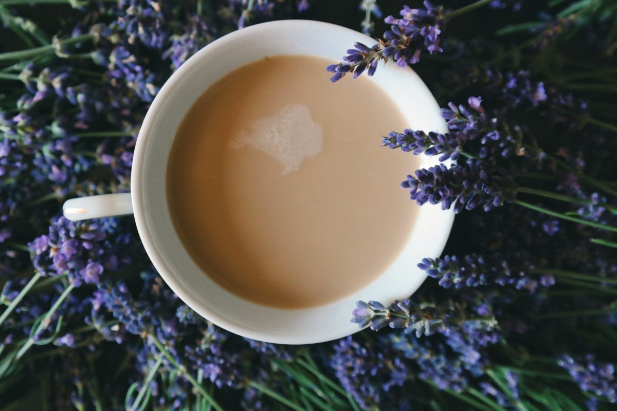 Picture of coffee and flowers on the table